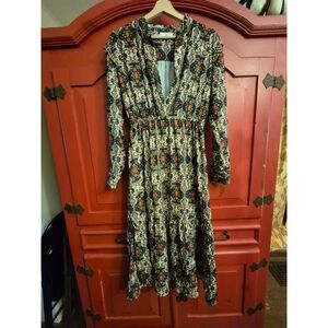 NSR Medium Gorgeous Boho Dress Long Dress Geometric Tired Ruffle Shoulder EUC